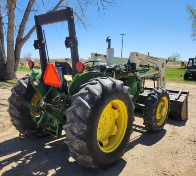 Image of John Deere 2040 equipment image 1