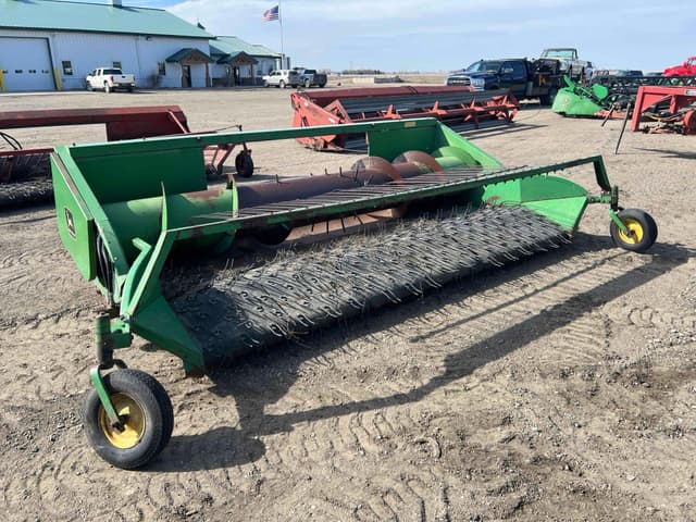 Image of John Deere 212 equipment image 2