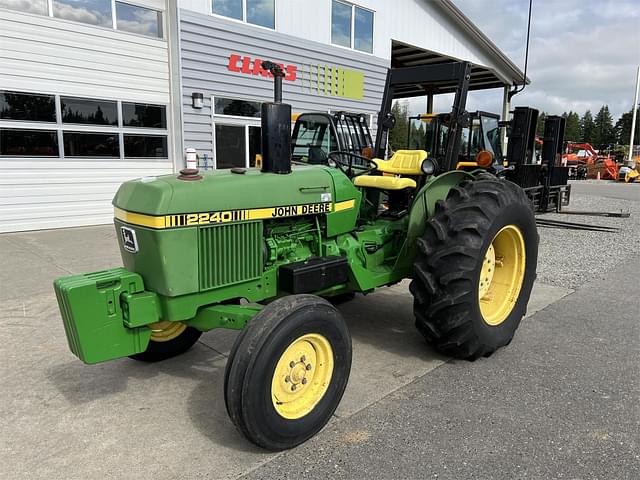 Image of John Deere 2240 equipment image 1