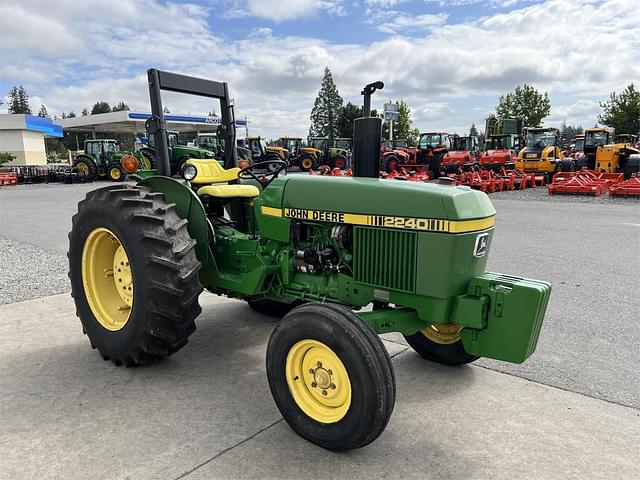 Image of John Deere 2240 equipment image 3