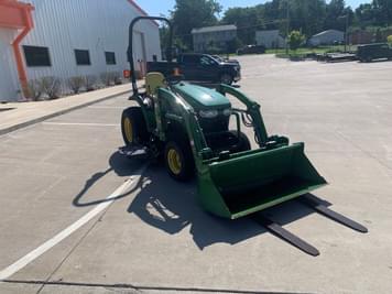 Main image John Deere 2320