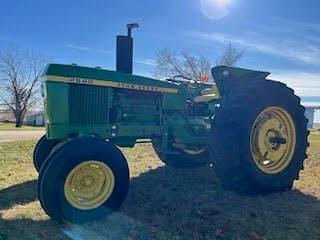 Image of John Deere 2640 equipment image 1