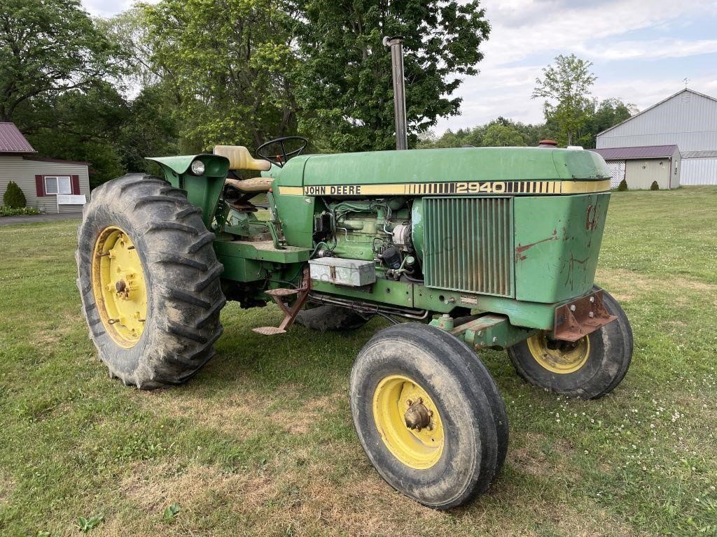 Main image John Deere 2940
