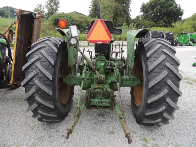 Image of John Deere 2940 equipment image 3