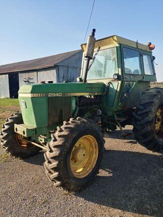 Main image John Deere 2940
