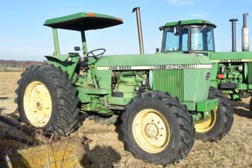 Main image John Deere 2940