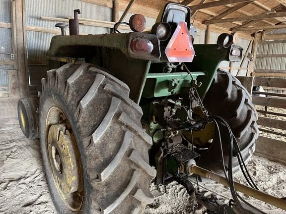 Image of John Deere 4040 equipment image 2