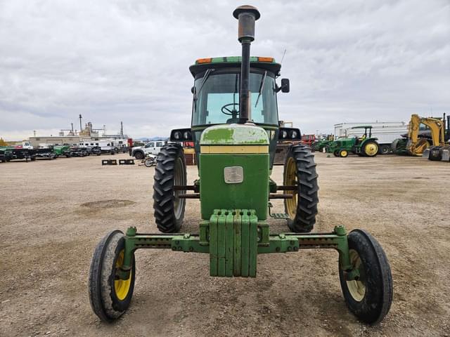 Image of John Deere 4040 equipment image 1