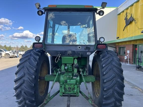 Image of John Deere 4040 equipment image 4