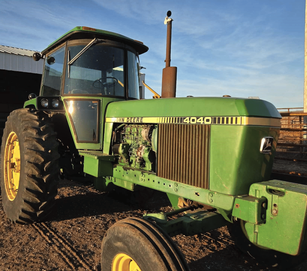 Image of John Deere 4040 Image 0
