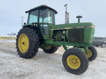 Main image John Deere 4240