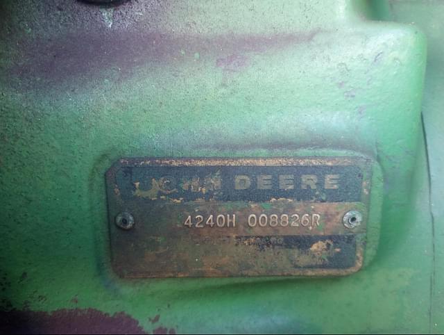 Image of John Deere 4240 equipment image 3