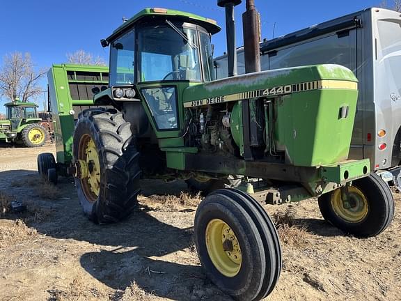 Image of John Deere 4440 equipment image 2