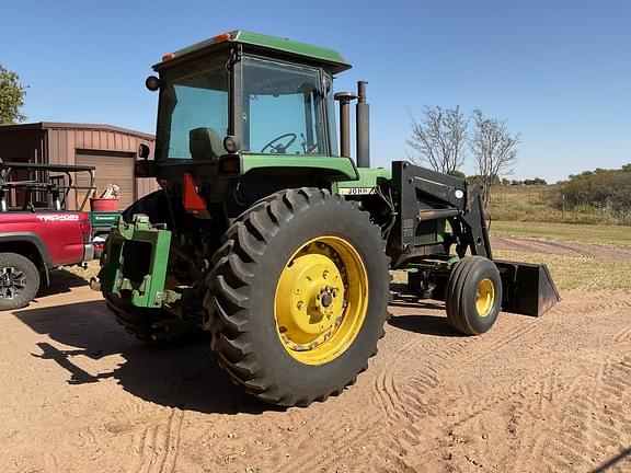 Image of John Deere 4440 equipment image 3