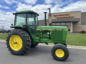 Main image John Deere 4440