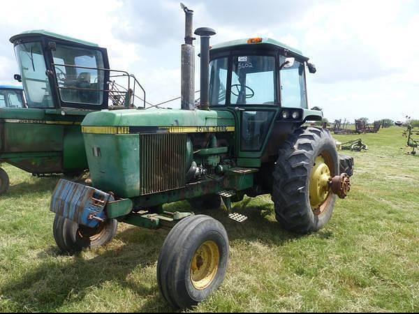 Image of John Deere 4440 Primary image