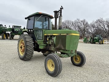 Main image John Deere 4440