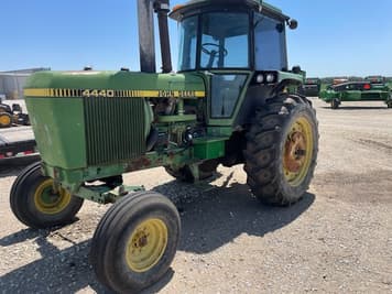 Main image John Deere 4440