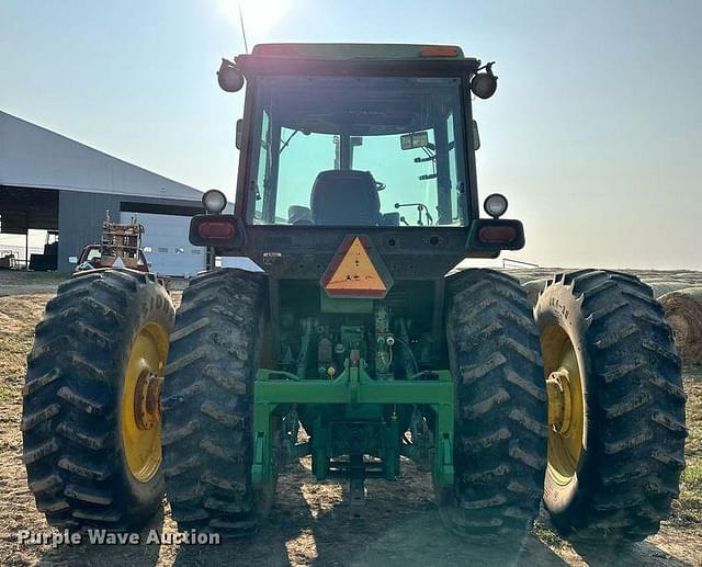 Image of John Deere 4440 equipment image 1