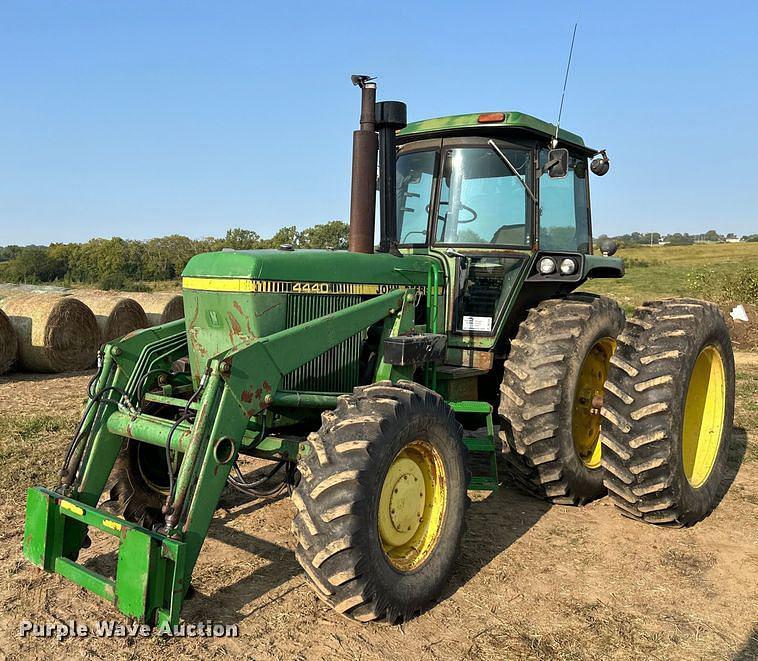 Image of John Deere 4440 Primary image