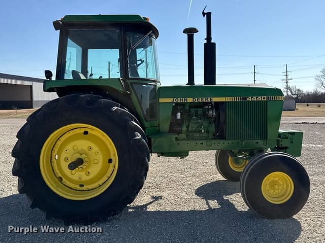 Image of John Deere 4440 equipment image 3