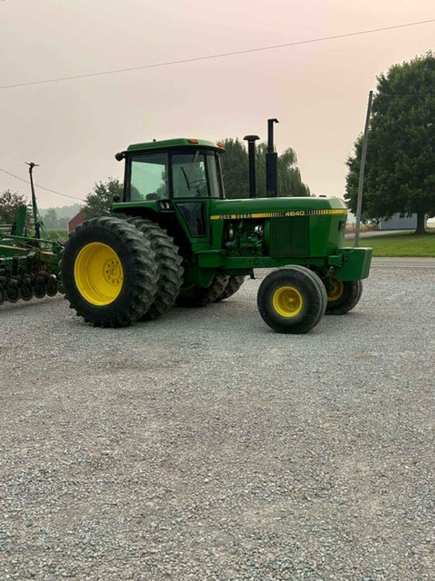 1980 John Deere 4640 Equipment Image0