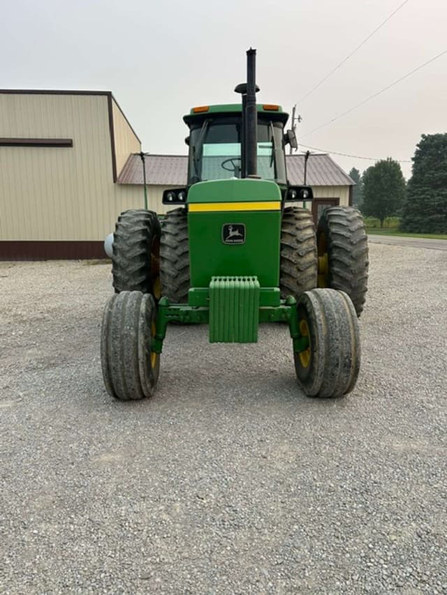 Image of John Deere 4640 equipment image 2
