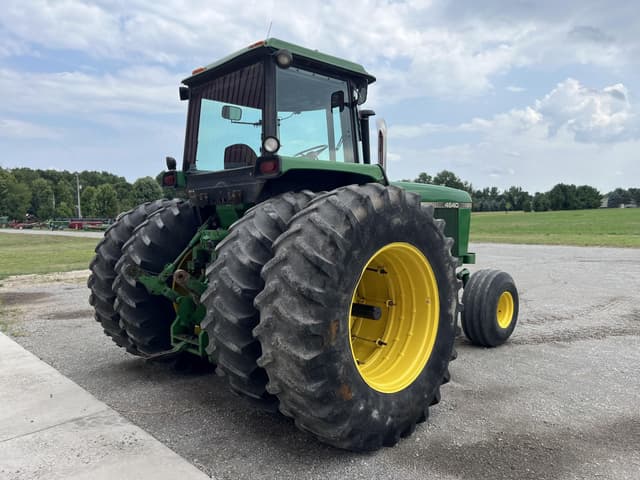Image of John Deere 4640 equipment image 2