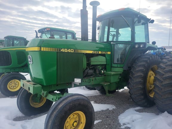1980 John Deere 4640 Equipment Image0
