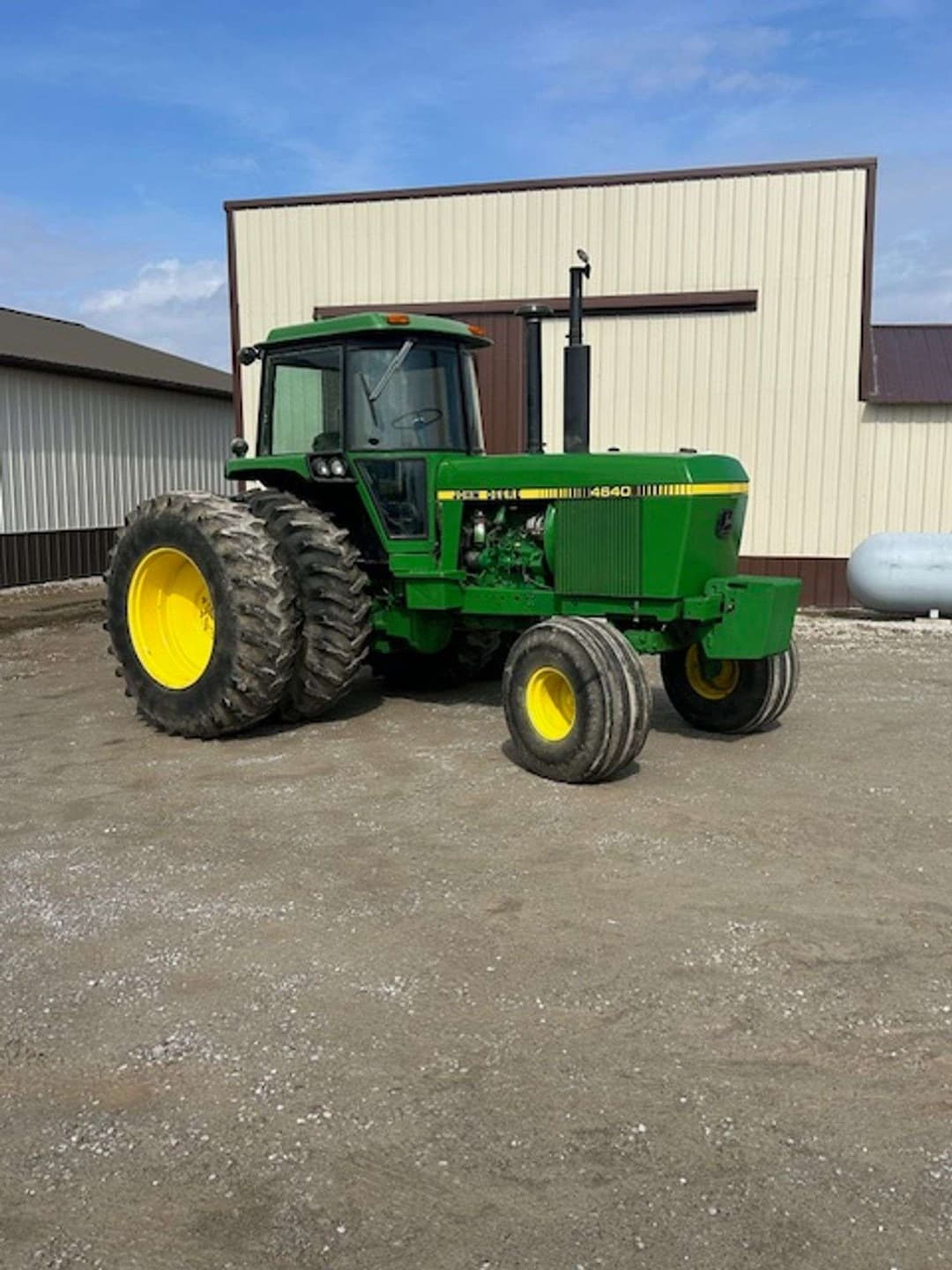 Image of John Deere 4640 Primary image