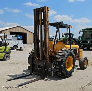 1980 John Deere 480B Image