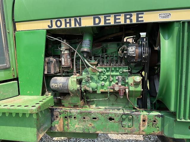 Image of John Deere 4840 equipment image 4