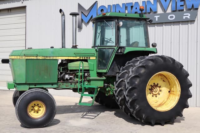 Image of John Deere 4840 equipment image 3