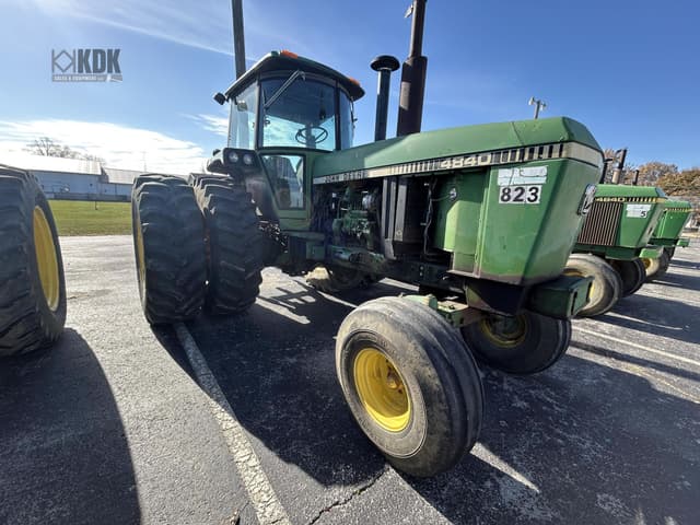 Image of John Deere 4840 equipment image 1