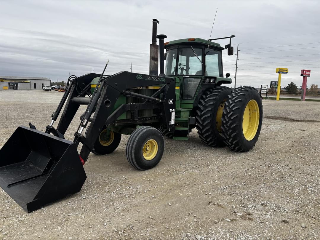 Image of John Deere 4840 Primary image