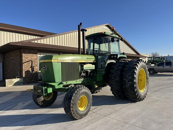 Image of John Deere 4840 equipment image 1