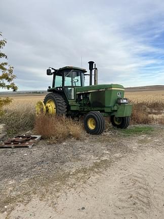 1980 John Deere 4840 Equipment Image0