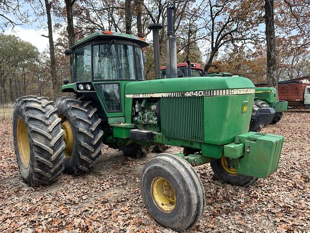 Image of John Deere 4840 equipment image 1