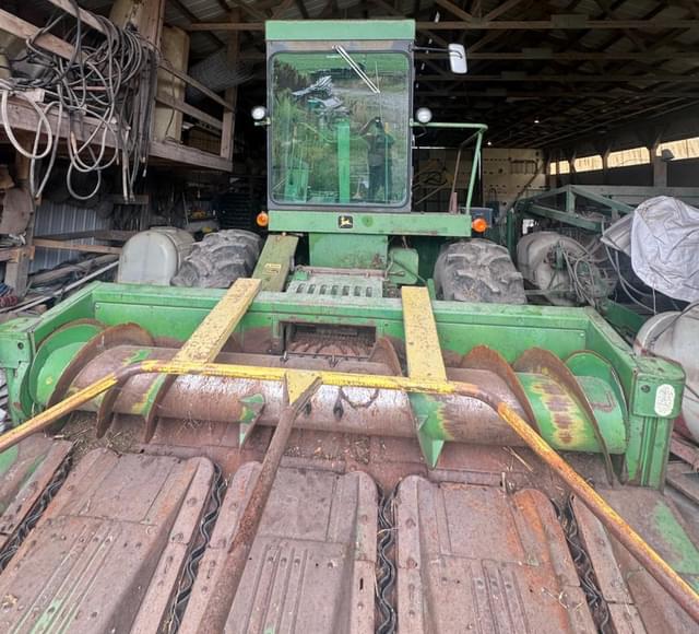 Image of John Deere 5460 equipment image 2