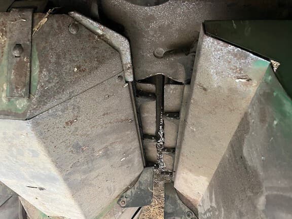 Image of John Deere 643 equipment image 3