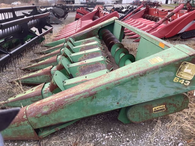 Image of John Deere 643 equipment image 2