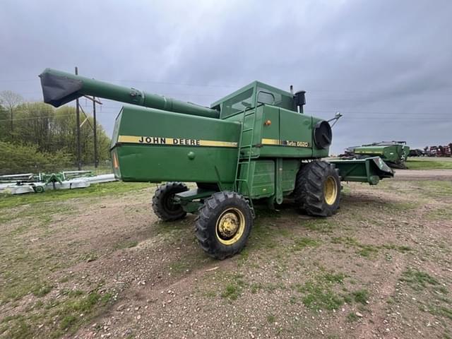 Image of John Deere 6620 equipment image 4