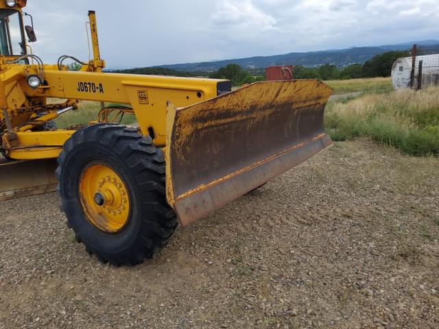 Image of John Deere 670A equipment image 4