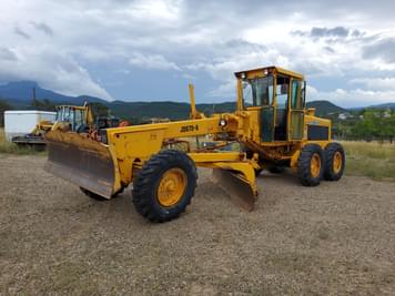 Main image John Deere 670A