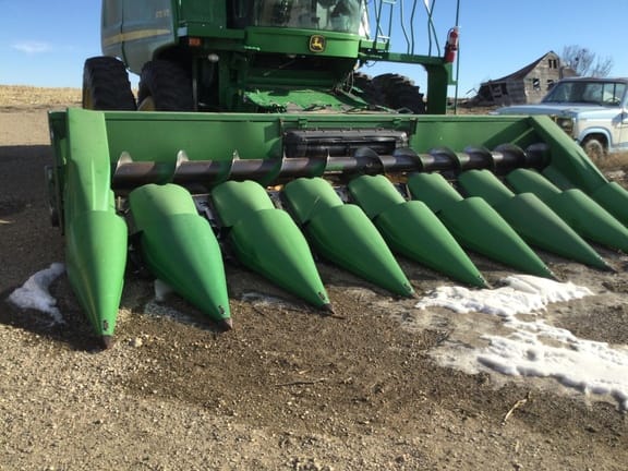 Main image John Deere 843