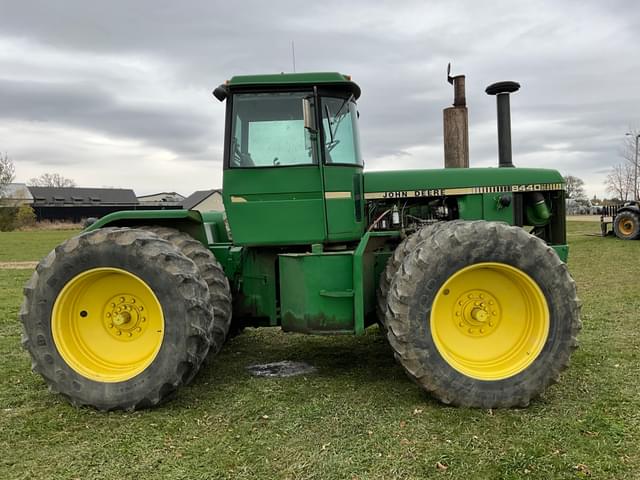 Image of John Deere 8440 equipment image 3