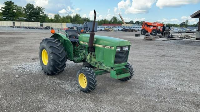 Image of John Deere 850 equipment image 3