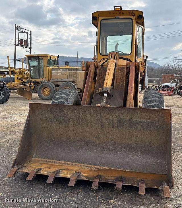 Image of John Deere 444 equipment image 1