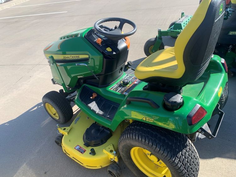 1980 John Deere X584 Equipment Image0