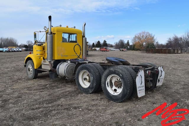 Image of Kenworth W900A equipment image 3